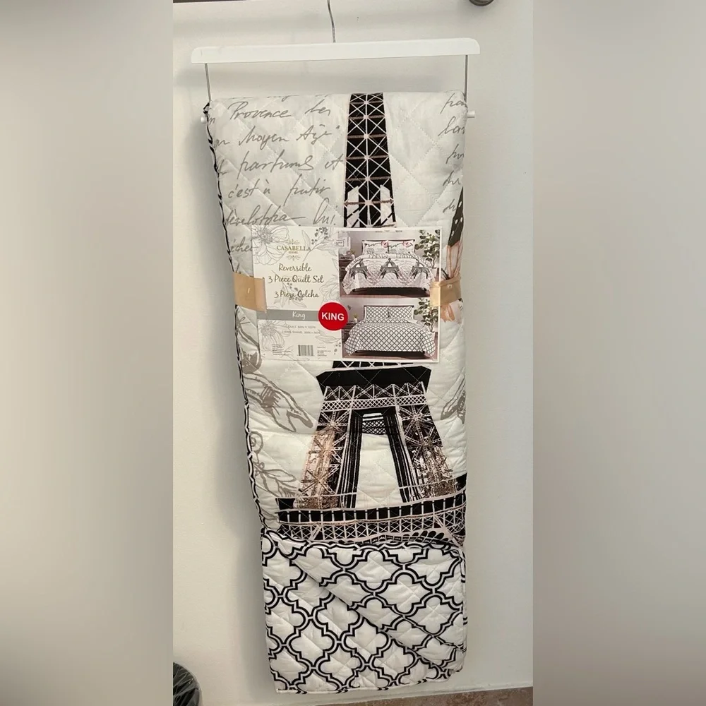 Casabella Home King 3-Piece Reversible Quilt Set Paris .NEW